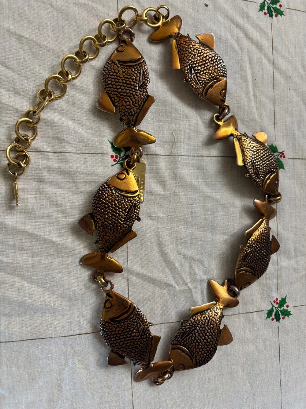 Gold Fish-Link Belt